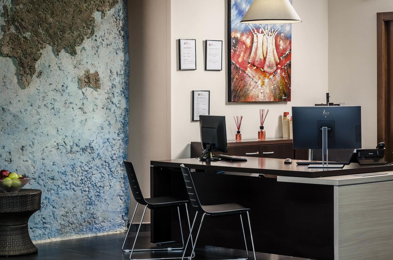 Exe Cunit Suites & Spa Екстериор снимка